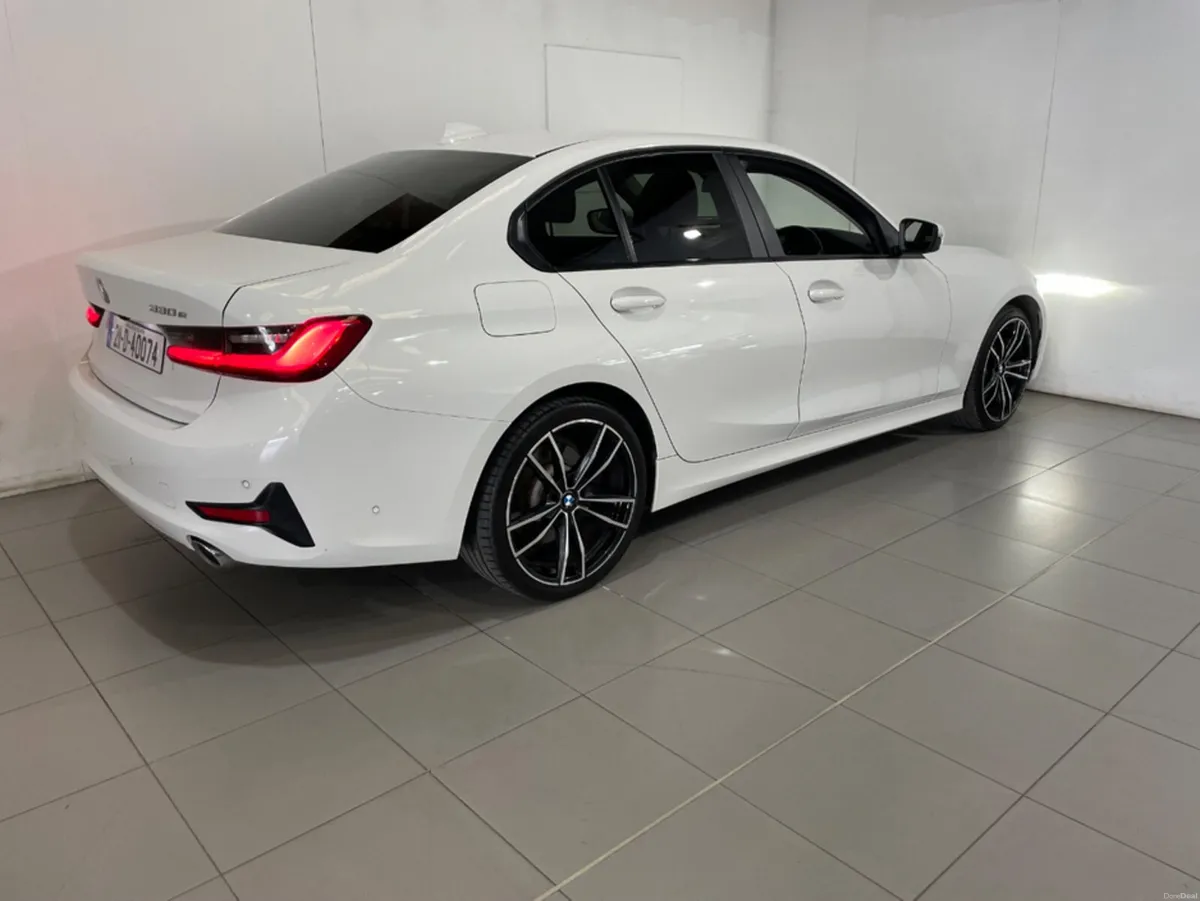 BMW 3-Series 330E SE PRO 4DR AUTO - Image 3