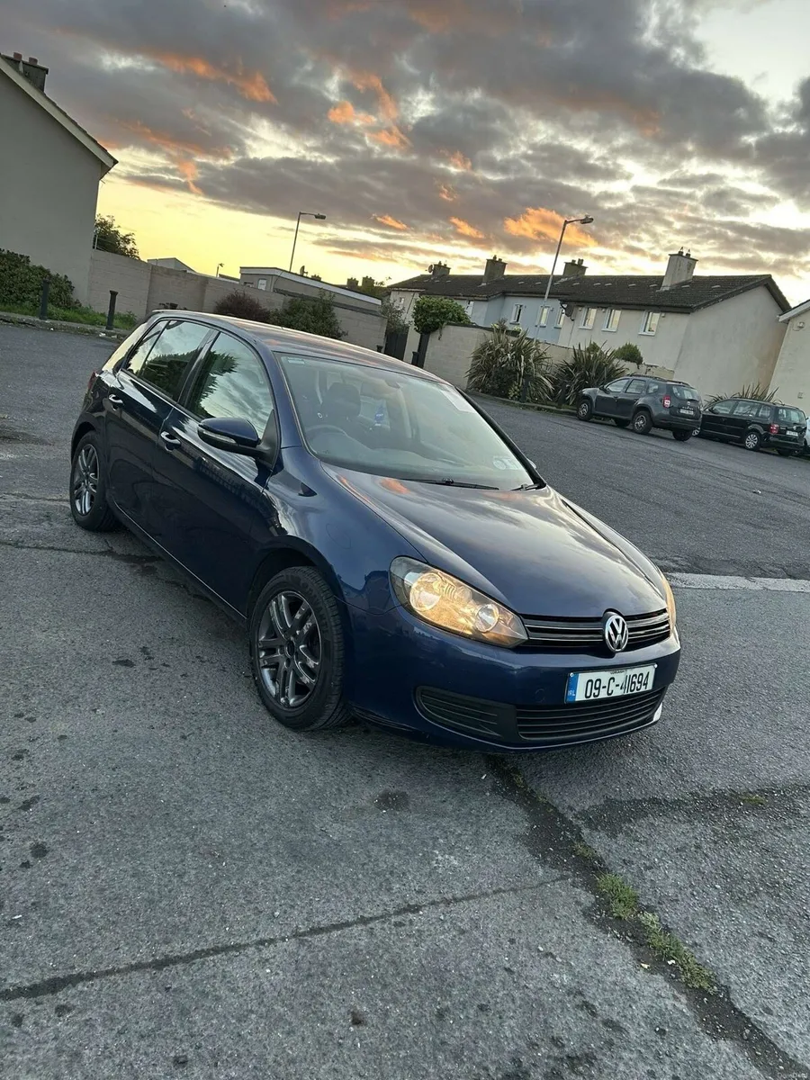 Volkswagen golf - Image 1