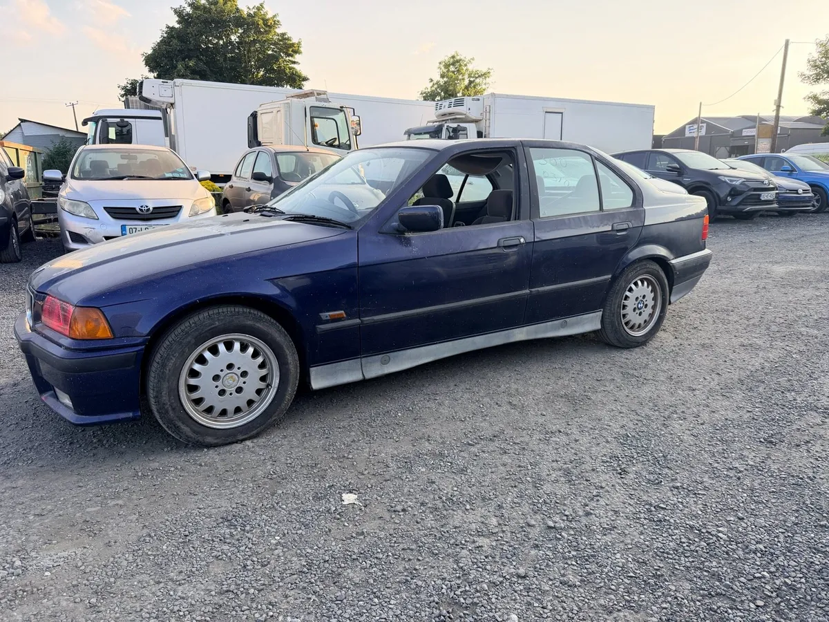 BMW e36 318i 1996 - Image 1