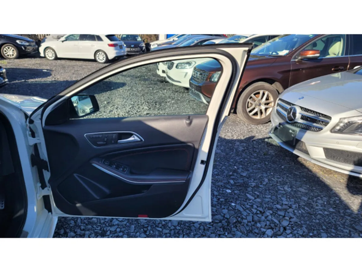 Mercedes-Benz A-Class A180 SPORTS AMG-LINE 1.6 Aut - Image 5