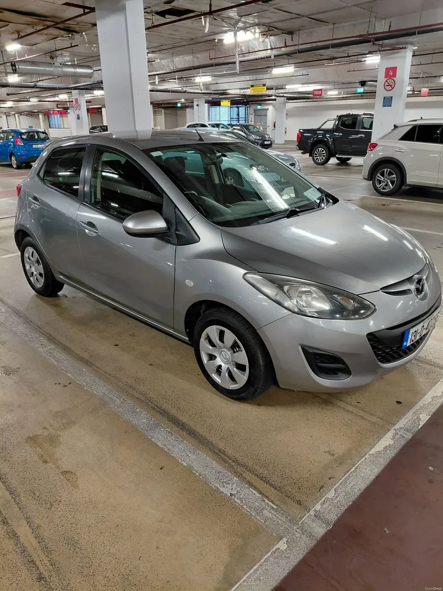 Automatic Mazda Demio Nct 08/27 only 102km - Image 2