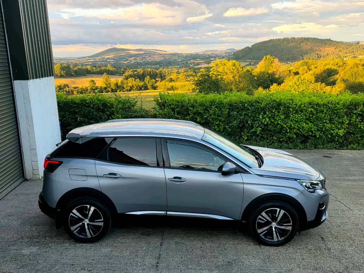 2017 PEUGEOT 3008 1.6HDI ☆ IMMACULATE ☆ - Image 2