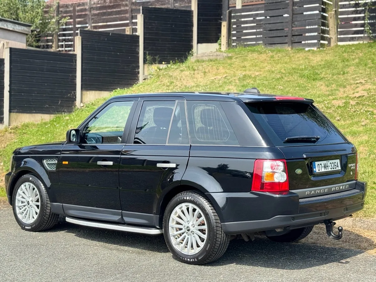 2.7TDV6 HSE 5 SEAT CREW CAB - Image 4