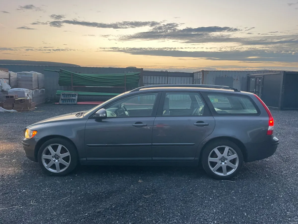 Volvo V50 2006 - Image 6