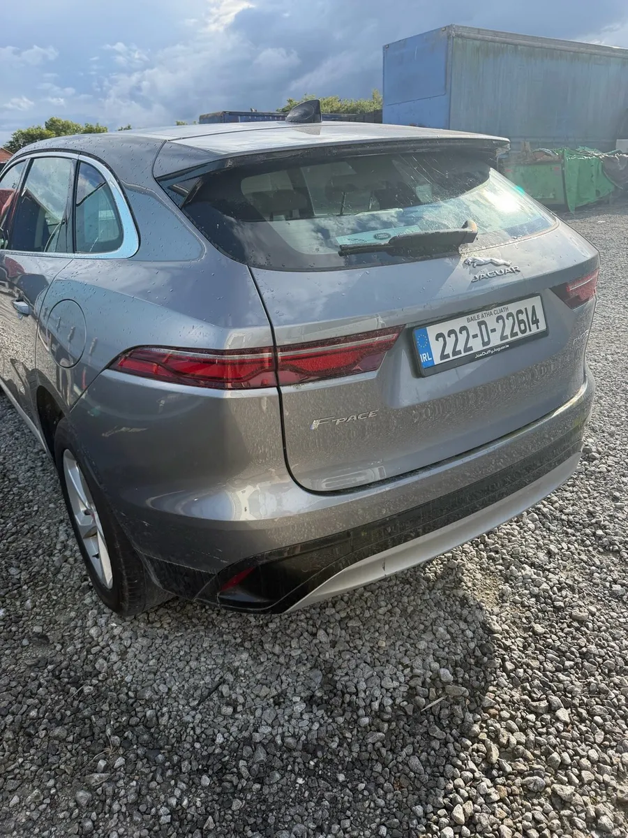 2022 F Pace Jaguar - Image 4