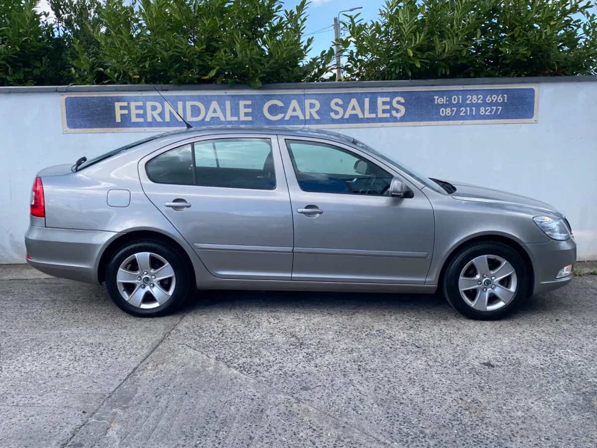 Skoda Octavia  Auto Low kms Nct 2/27 - Image 2