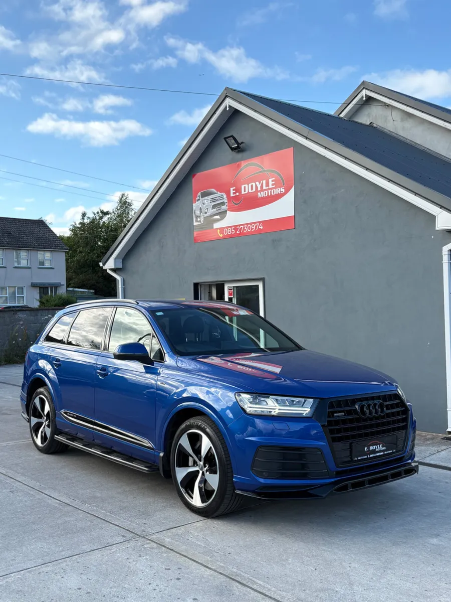 2017 Audi Q7 SLine Quattro 7 seater - Image 4