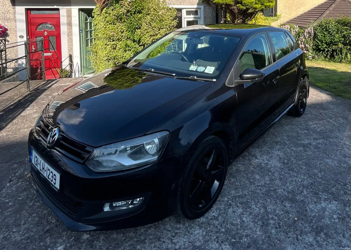 Volkswagen Polo with Apple CarPlay - Image 1