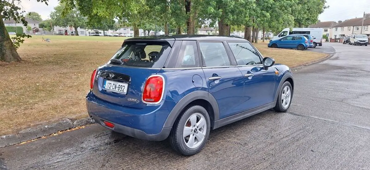 2017 Mini Cooper - Image 4