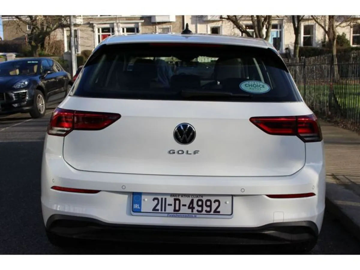 Volkswagen Golf Life 1.0 TSI 110HP 5DR, ONE OWNER, - Image 5