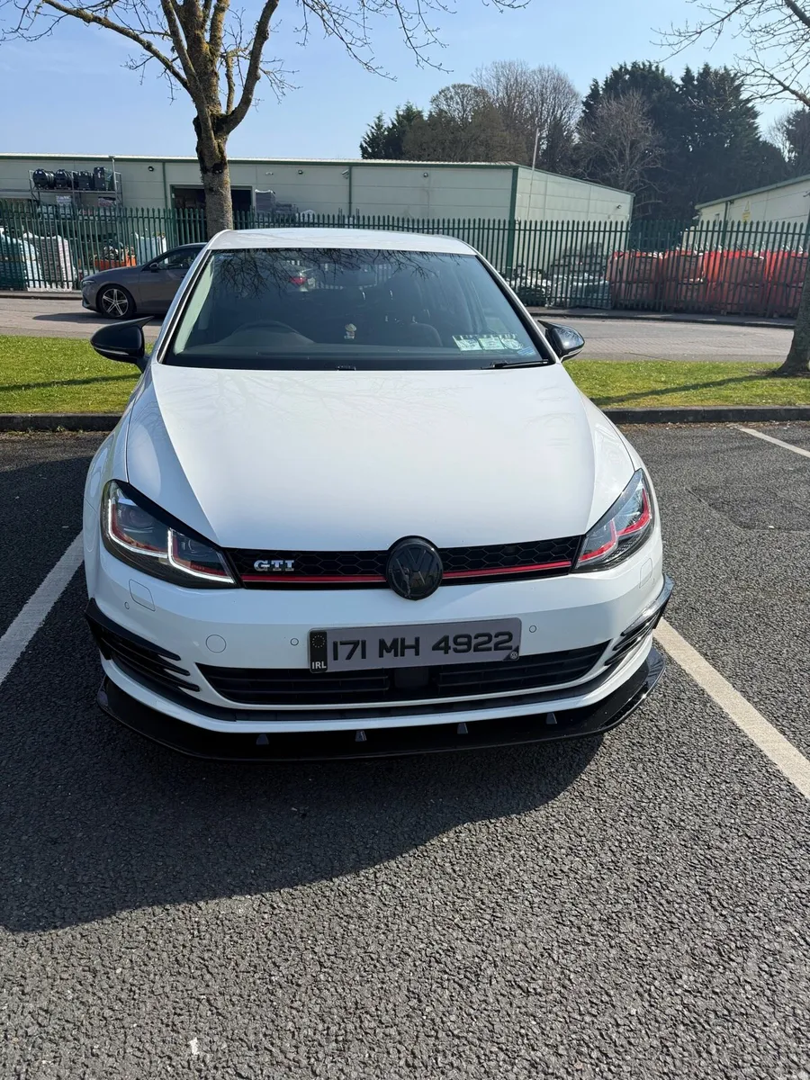 2017 VW Golf 1.6 TDI - Image 2