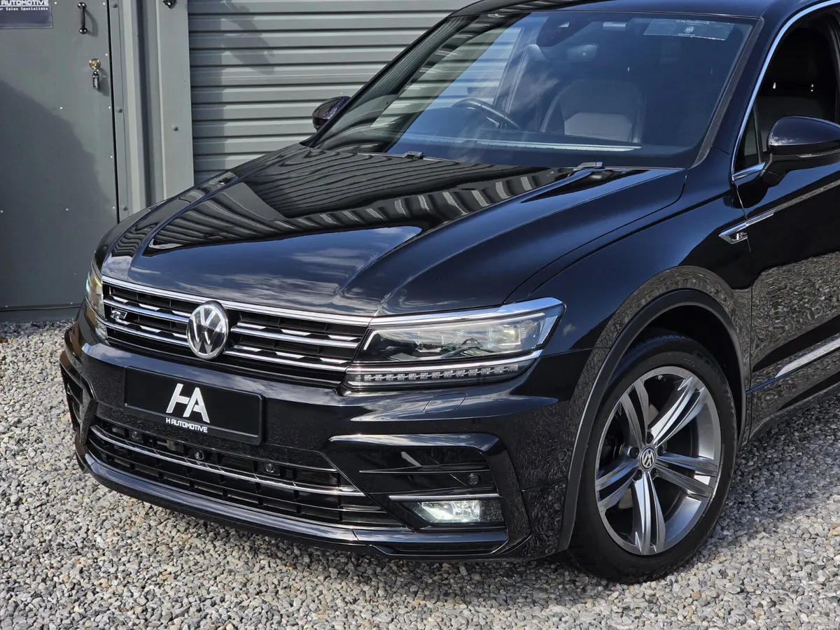 2018 Volkswagen Tiguan R-LINE 1.4 TSI 150bhp - Image 2