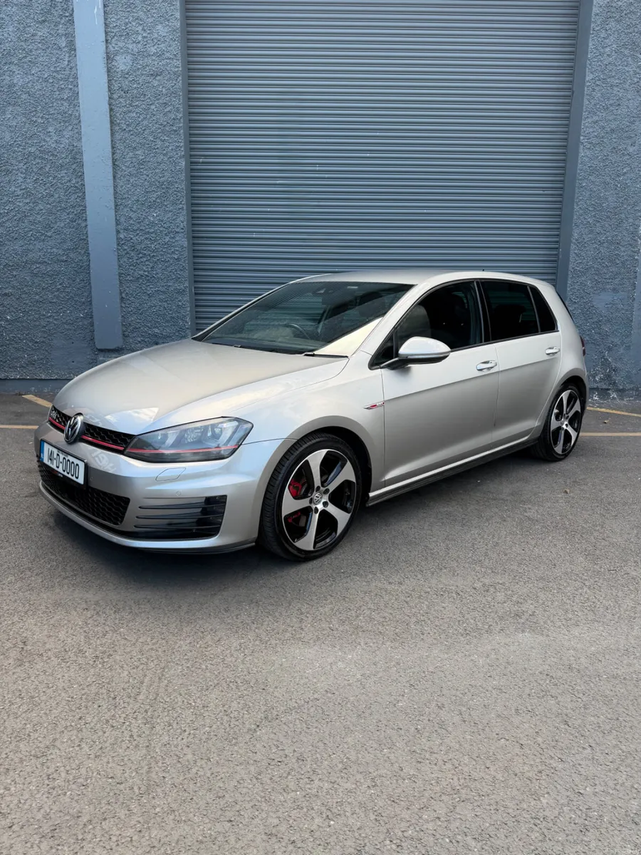 Volkswagen Golf GTI DSG - Image 4