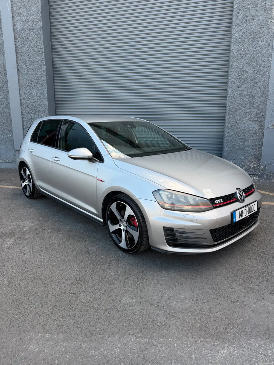 Volkswagen Golf GTI DSG - Image 1