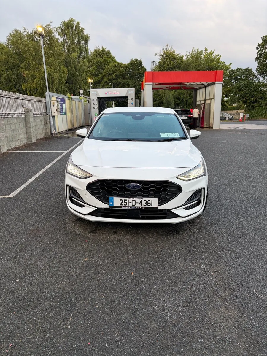 2025 Ford Focus ST-Line 1.5 Automatic - Image 3