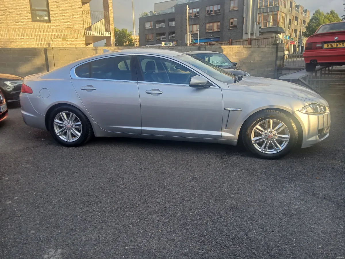 Jaguar XF luxury 2.2 diesel 2015 - Image 1