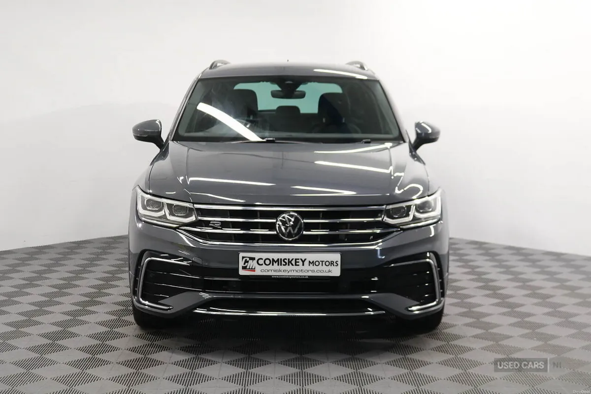 Volkswagen Tiguan TSI R-Line - Image 2
