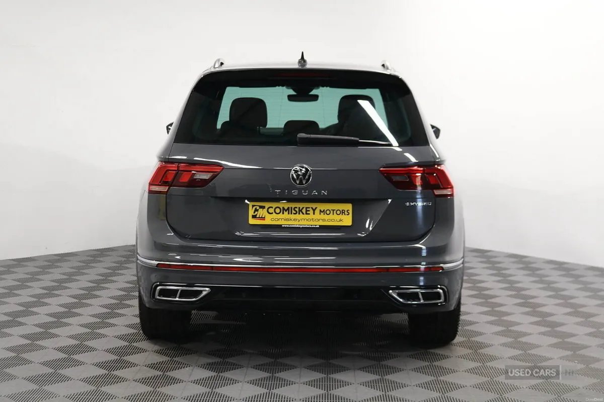 Volkswagen Tiguan TSI R-Line - Image 5