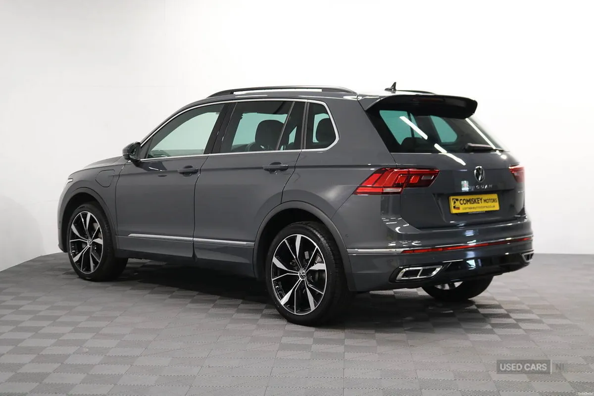 Volkswagen Tiguan TSI R-Line - Image 4