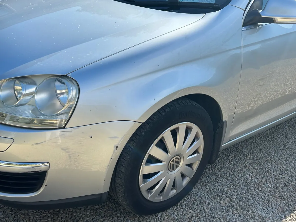 Volkswagen Jetta 2006 - Image 5