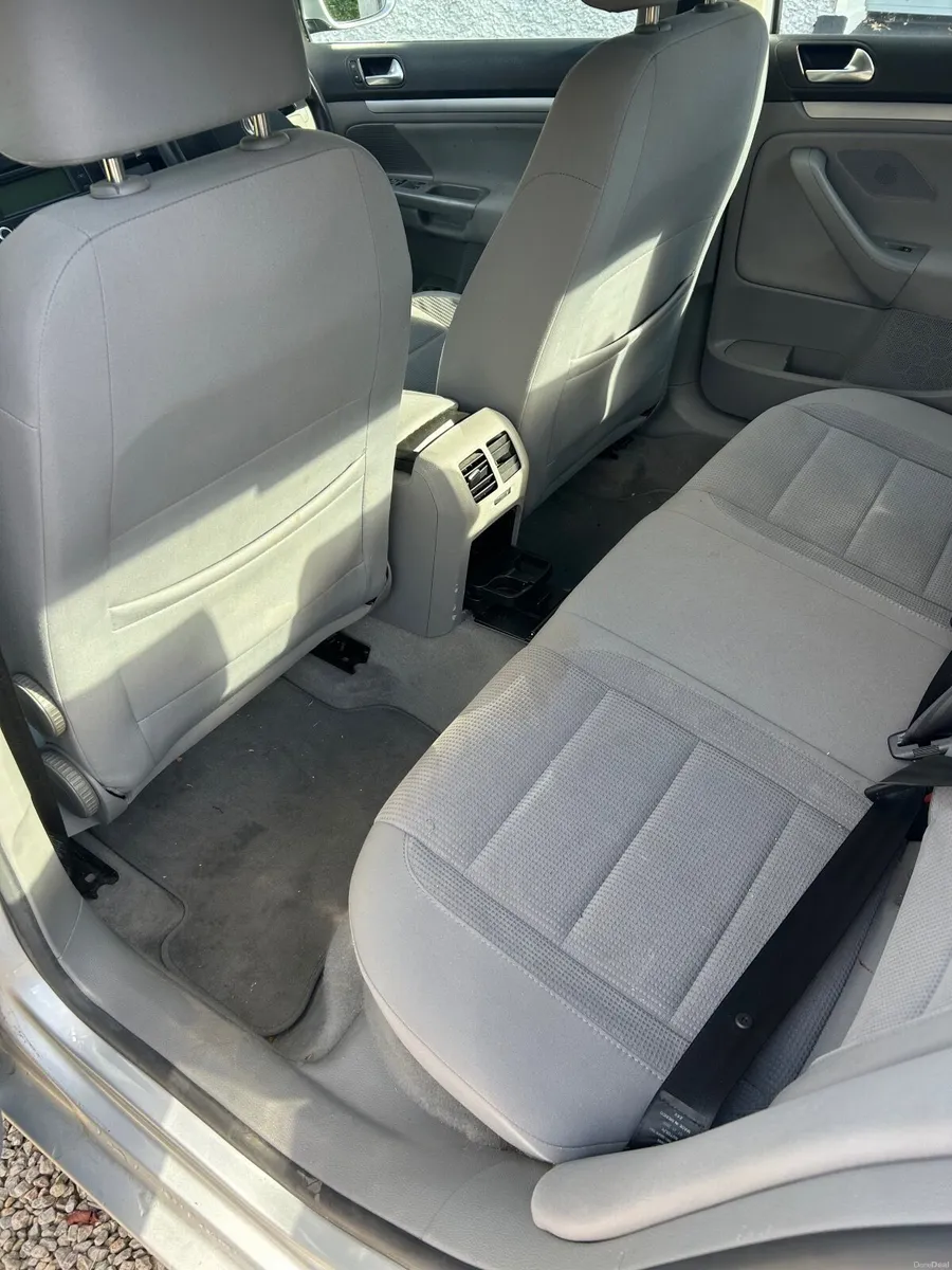 Volkswagen Jetta 2006 - Image 6