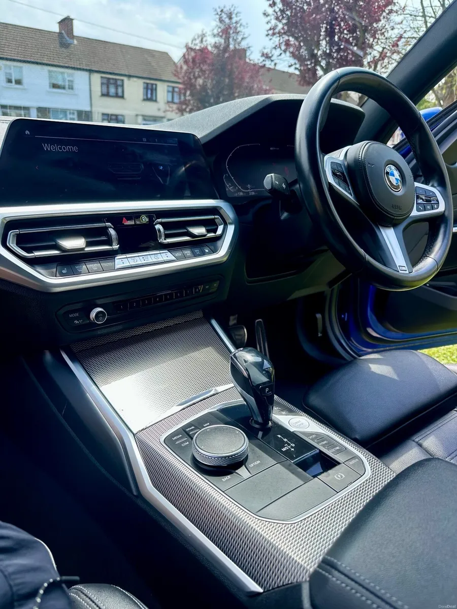 BMW 330e | M Sport | Plug in Hybrid - Image 6