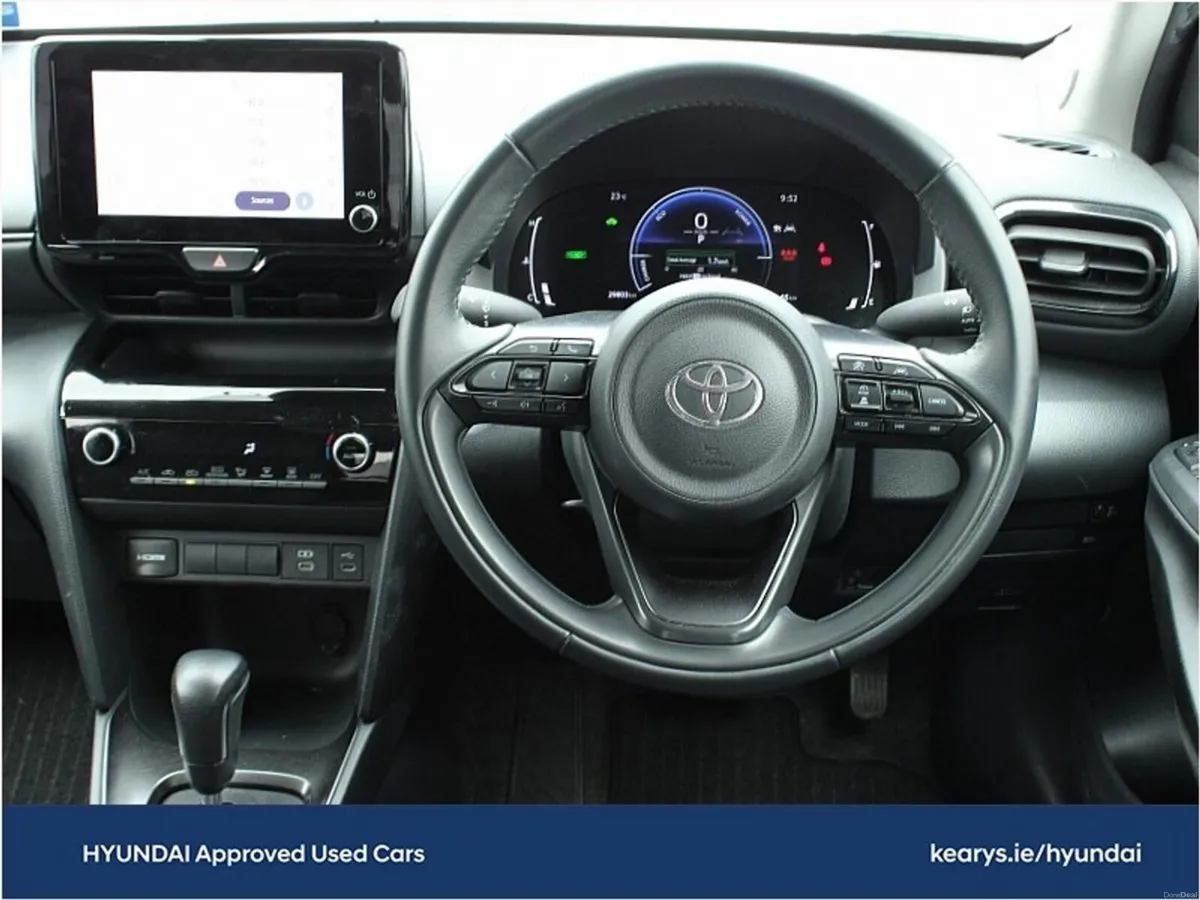 Toyota Yaris Cross YARIS CROSS - HYBRID - FINANCE - Image 4