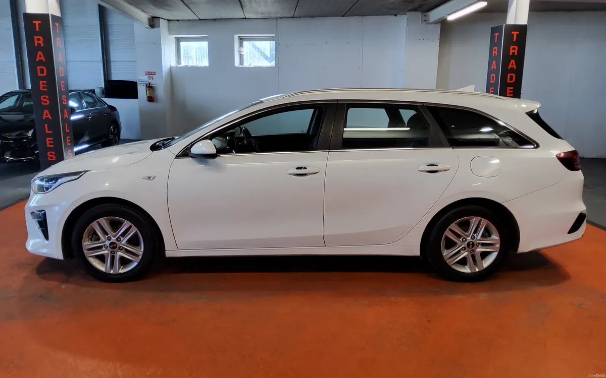 Kia Ceed 2019 - Image 6