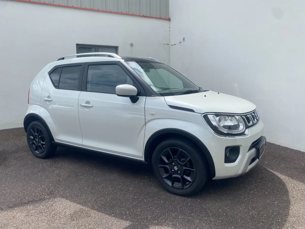 Suzuki Ignis Szt, 2 tone, white/black roof - Image 4