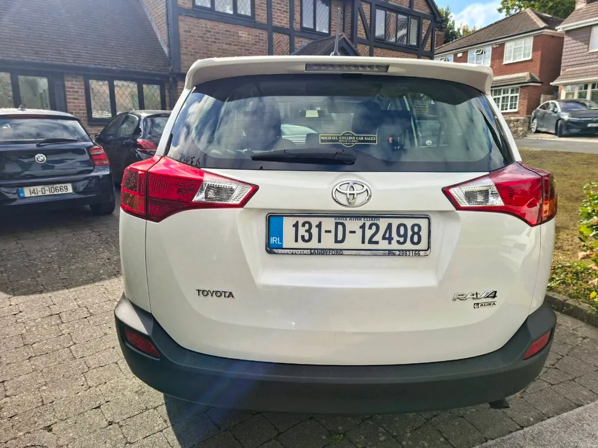 TOYOTA  RAV 4 2013 NEW MODEL ONLY 154000 KLMS - Image 4