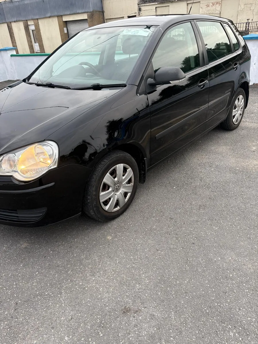 Volkswagen Polo 2009 - Image 1