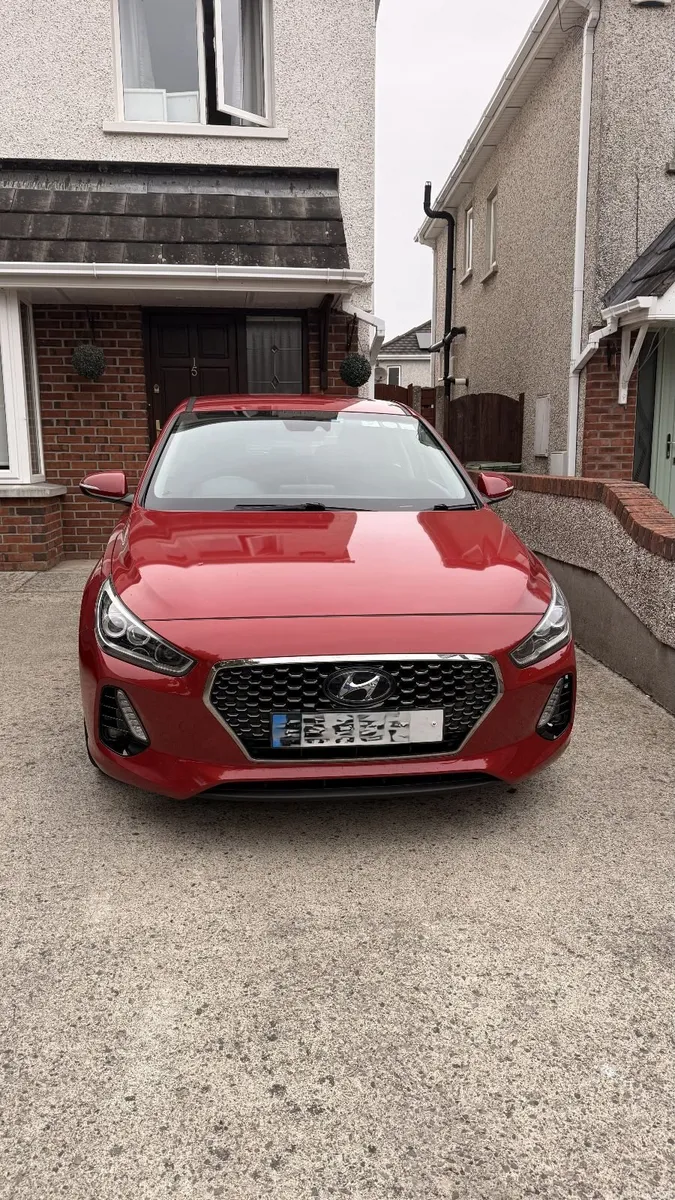 Hyundai i30 2018 Deluxe Low miles - Image 1