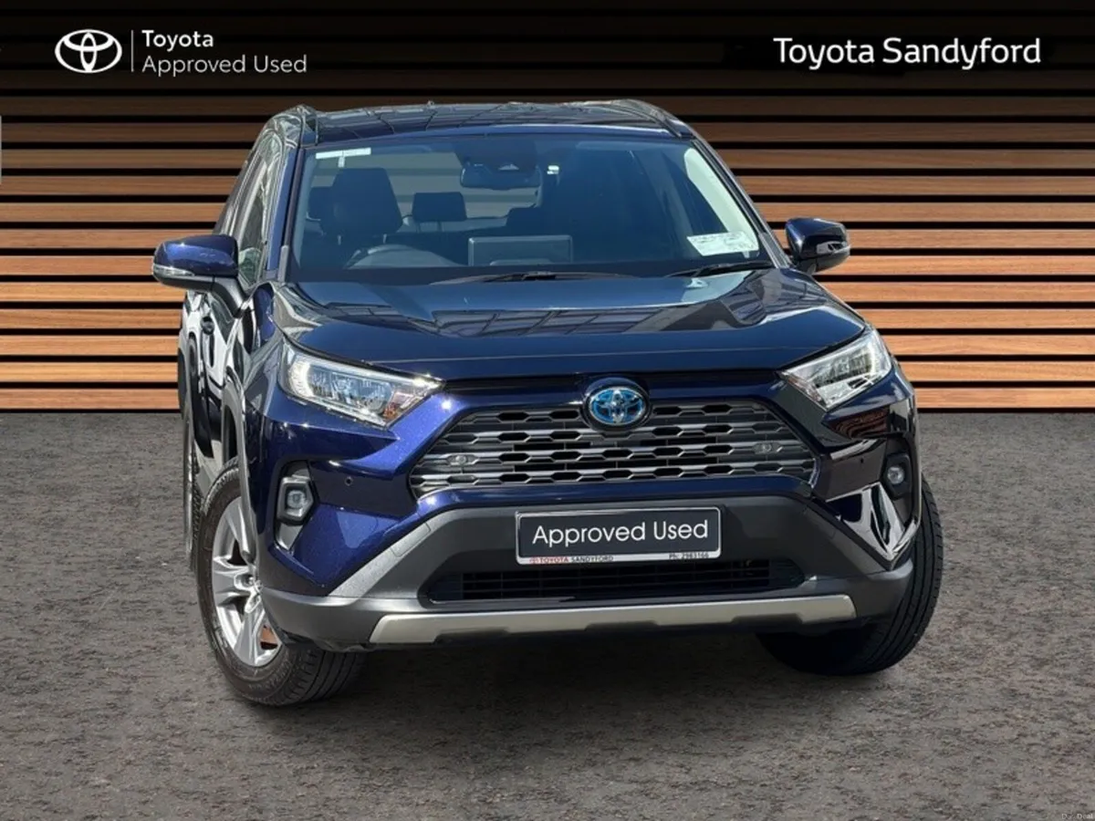 Toyota RAV4 HYBRID AUTO // REAR CAMERA // BLUETOOT - Image 5