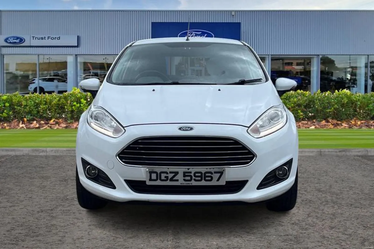 Ford Fiesta 1.25 82 Zetec 3dr - Image 6