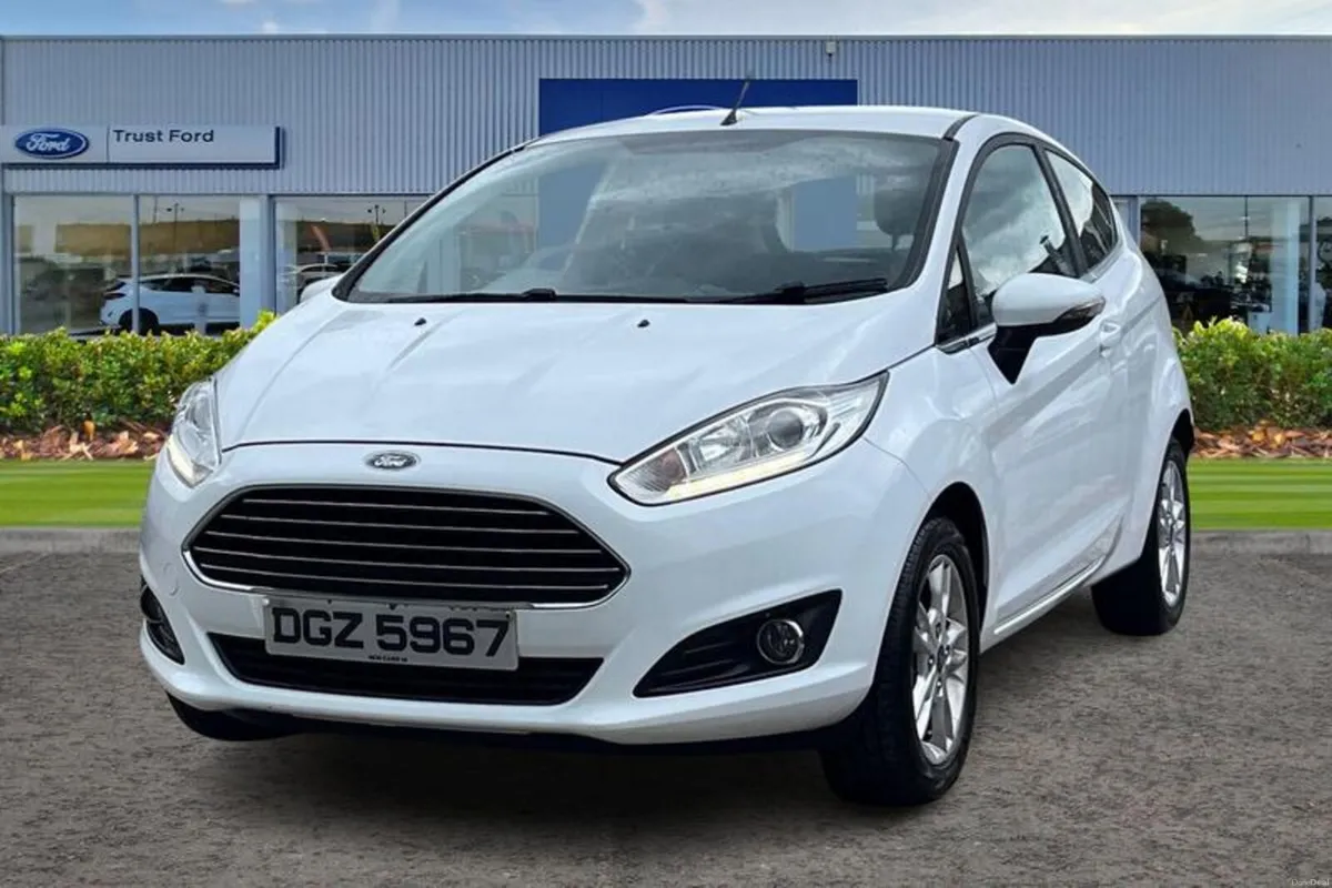 Ford Fiesta 1.25 82 Zetec 3dr - Image 5