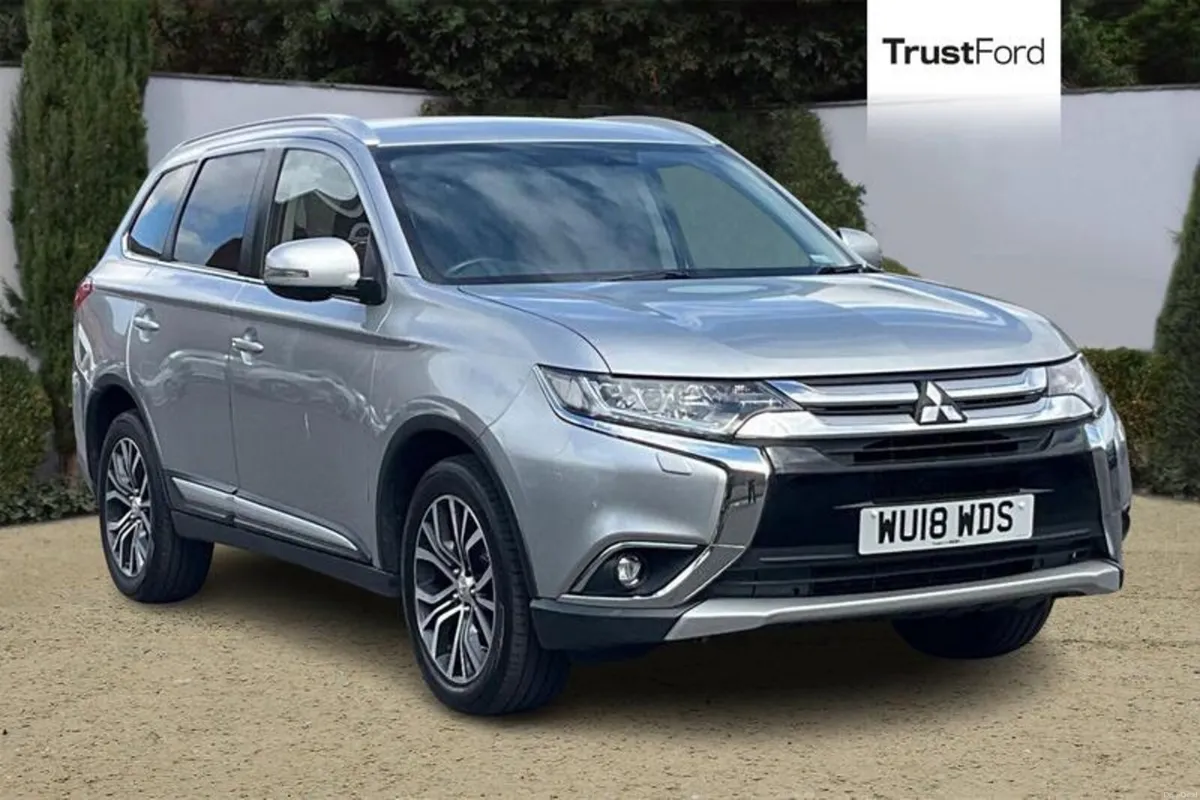 Mitsubishi Outlander 2.2 DI-D 4 5dr - Image 1