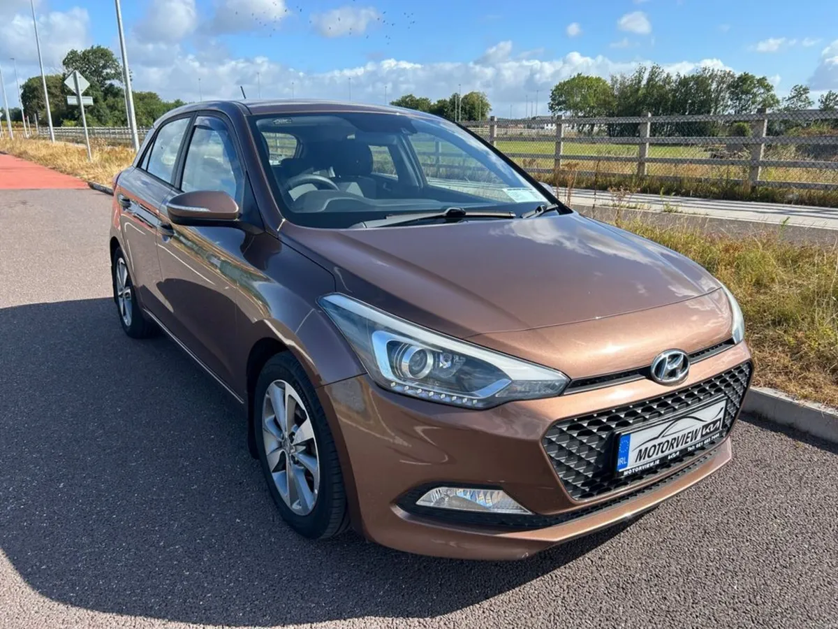 Hyundai i20 Active Deluxe 5DR *local car, well mai - Image 3
