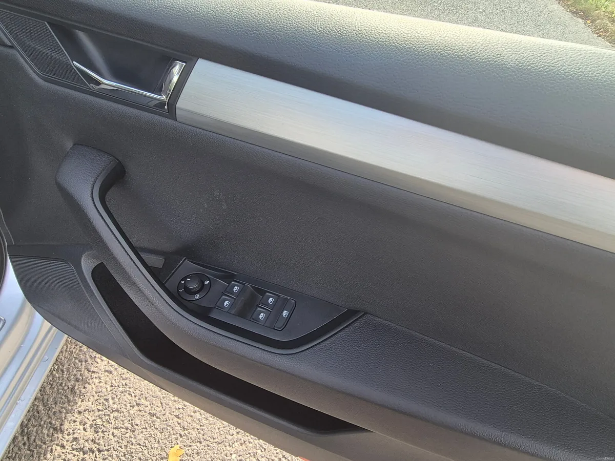 Skoda Superb 2016 | 2.0 TDI 150bhp Ambition Trade - Image 5