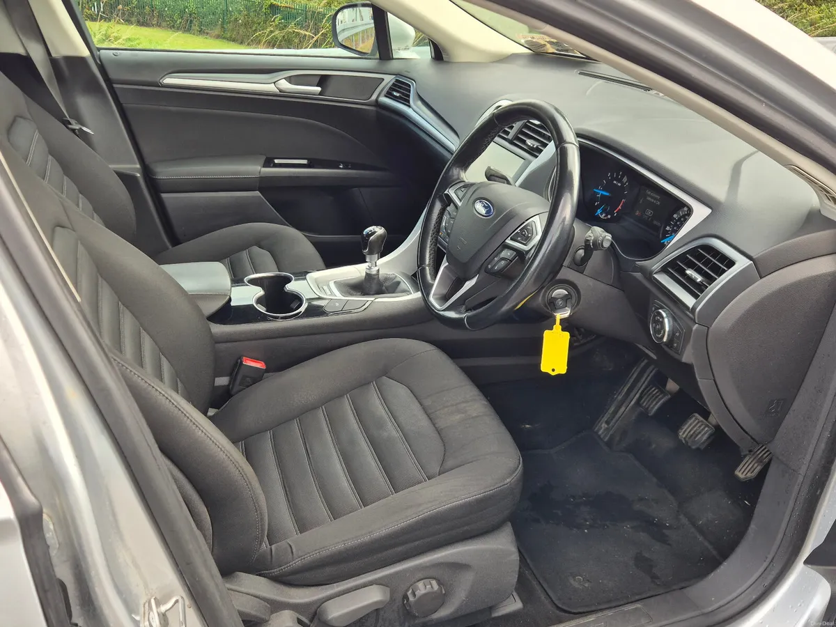 Ford Mondeo 2015 | 2.0TDCi 150PS Zetec Trade - Image 5