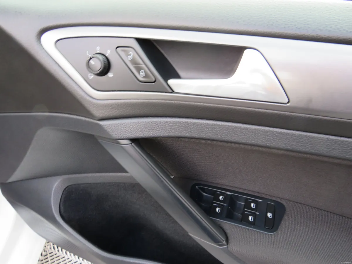 2014 VW GOLF 5DR TSI IN WHITE 82KMH - Image 6