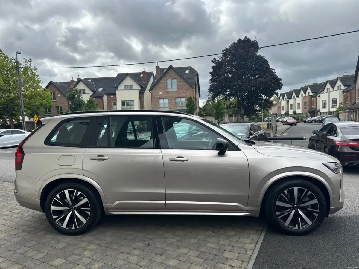 Volvo XC90 XC90 Plus T8 455bhp Low KMS - Image 4