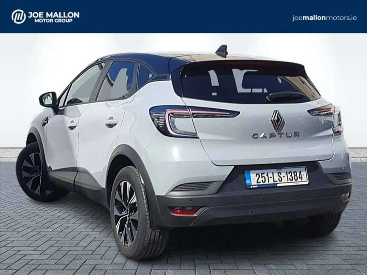 Renault Captur TCe 90 Evolution - Image 2