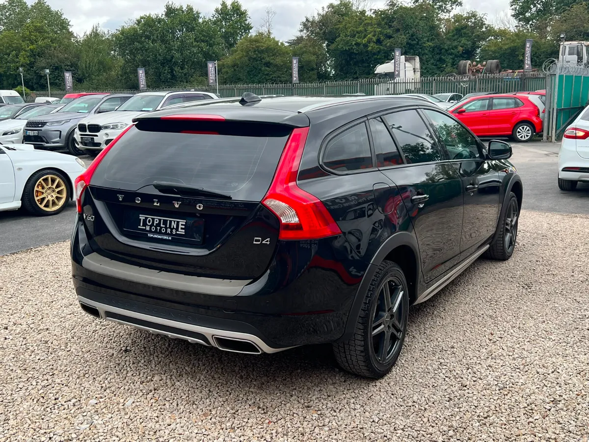 //STUNNING V60 CROSS COUNTRY//FULL LEATHER/ - Image 5