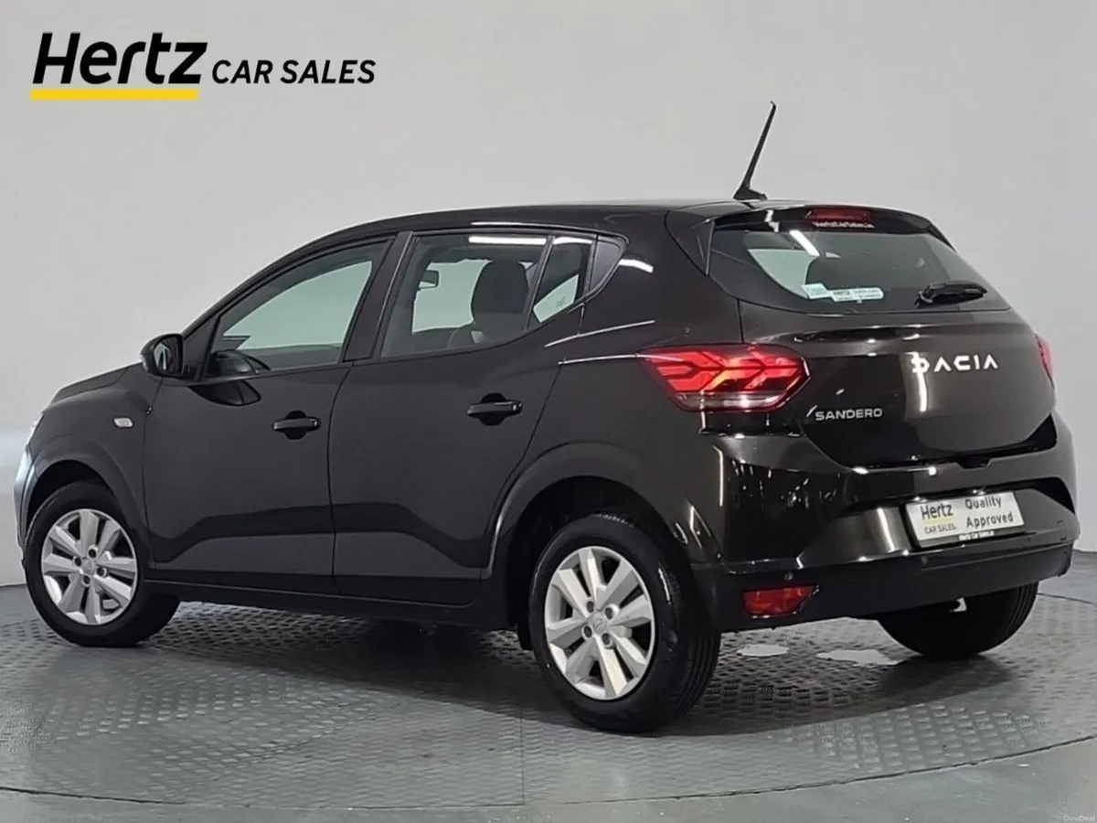 Dacia Sandero Expression 1.0 Petrol Automatic - Image 3