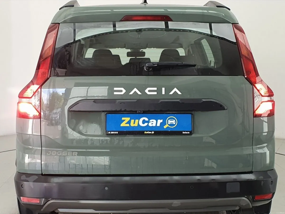 Dacia Jogger TCe 110 Extreme SE - Image 4