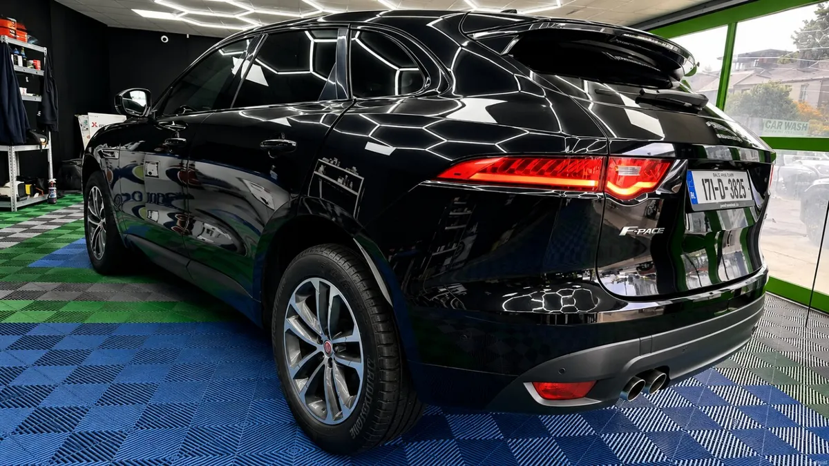 Jaguar F-Pace 2017 AA APPROVED - Image 6