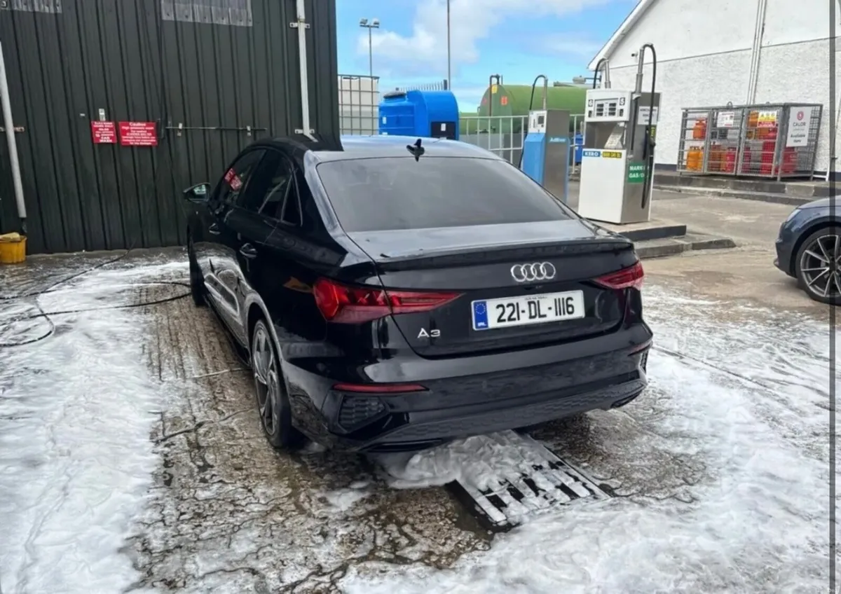 Audi A3 2022 SLine Black Edition - Image 3