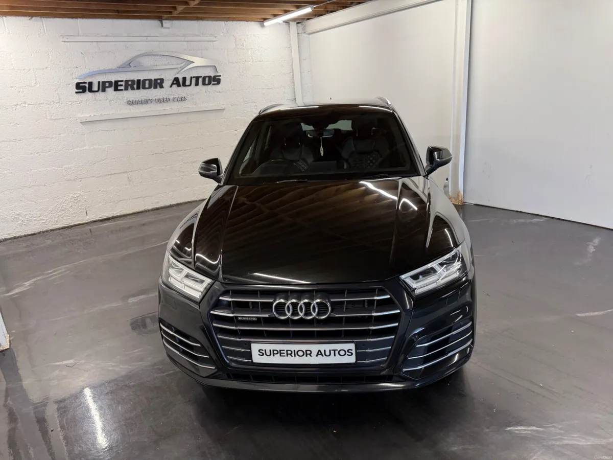 2020 Audi Q5 S-Line Competition 55TFSI E - Image 4