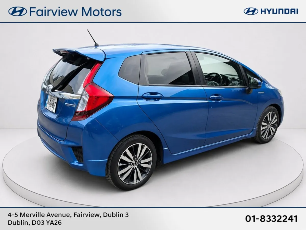 Honda Fit HYBRID AUTOMATIC - Image 2