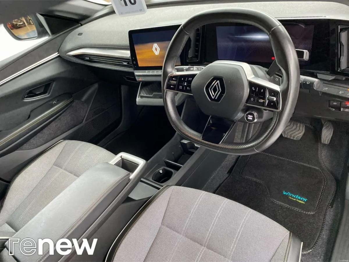 Renault Megane E-Tech EV60 220hp Techno - Image 6